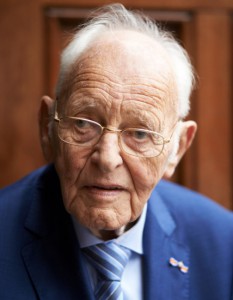 ds. C.J. Breen bij zijn 60 ambtsjubileum in 2013